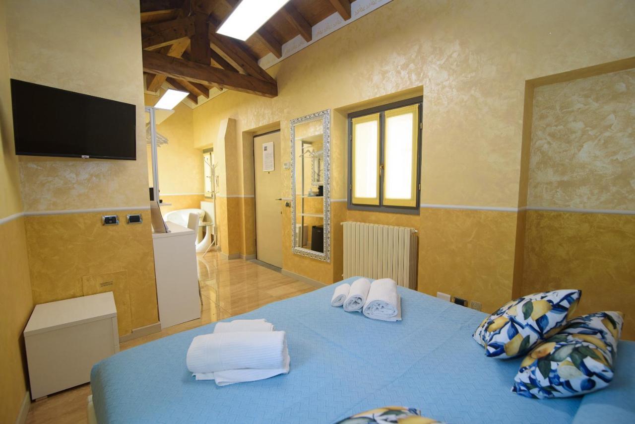 Appartamenti S Onofrio Rho Luaran gambar